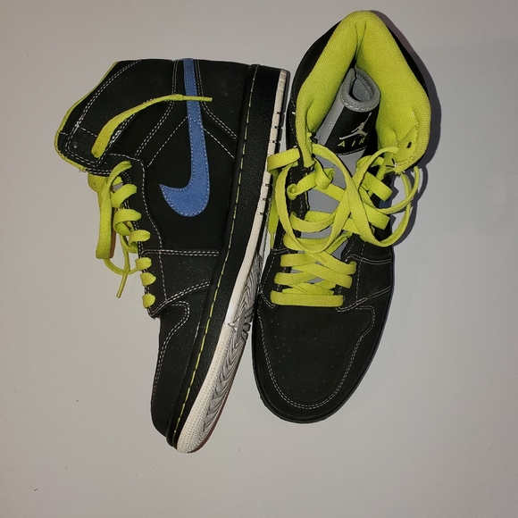 Nike Air Jordans Retro High 🥳 - Picture 6 of 10